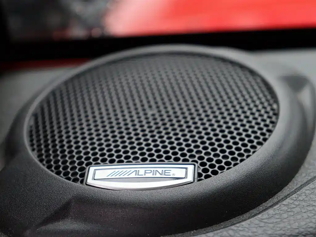 Jeep Wrangler 2017 — фото 24