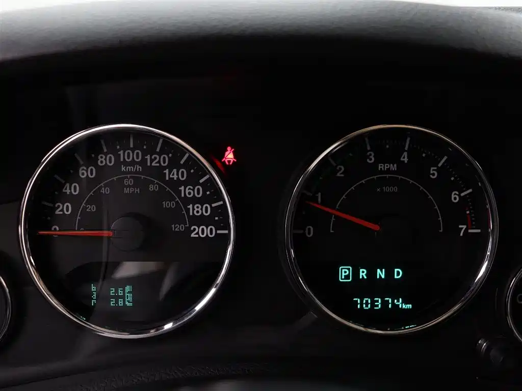 Jeep Wrangler 2017 — фото 25