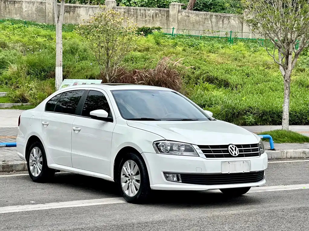 Volkswagen Lavida 2014