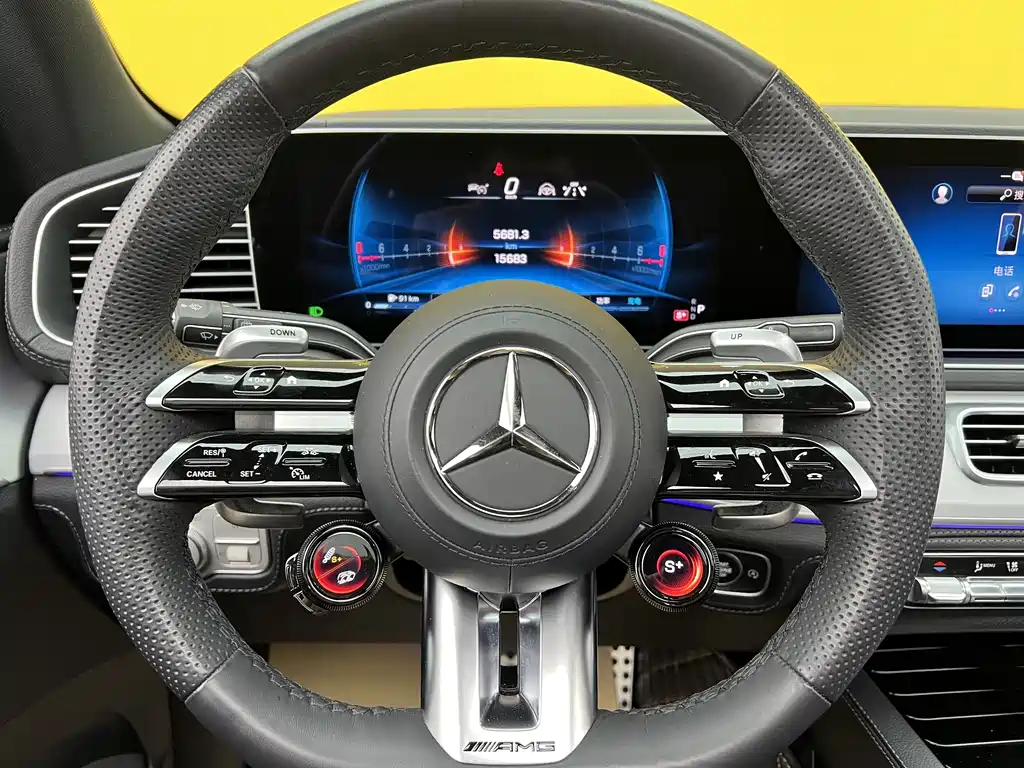 Mercedes-Benz GLE AMG 2023 — фото 10