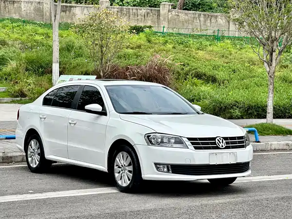 Volkswagen Lavida 2014
