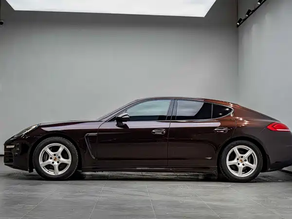Porsche Panamera 2014