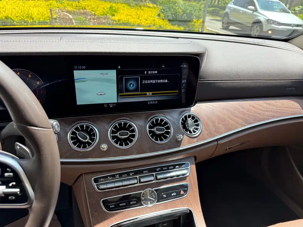 Mercedes-Benz E-Class 2020 — фото 25