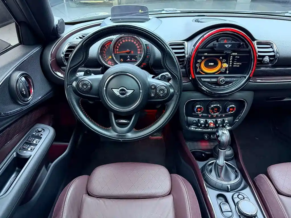 MINI Clubman 2016 — фото 17