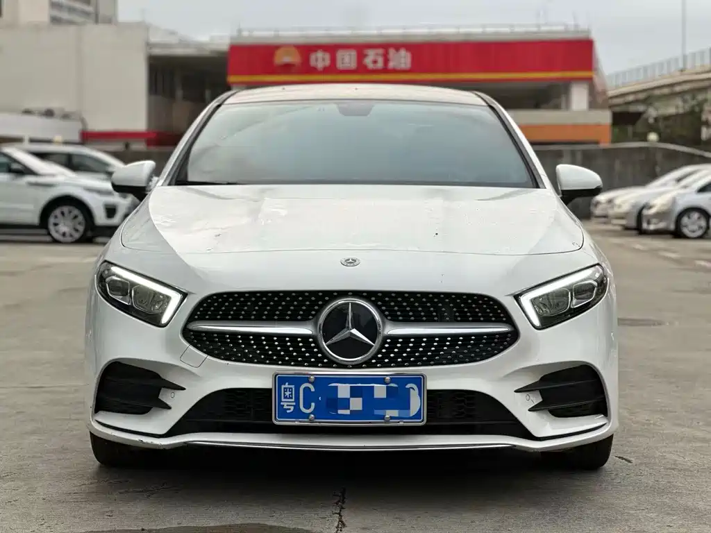 Mercedes-Benz A-Class 2023 — фото 2