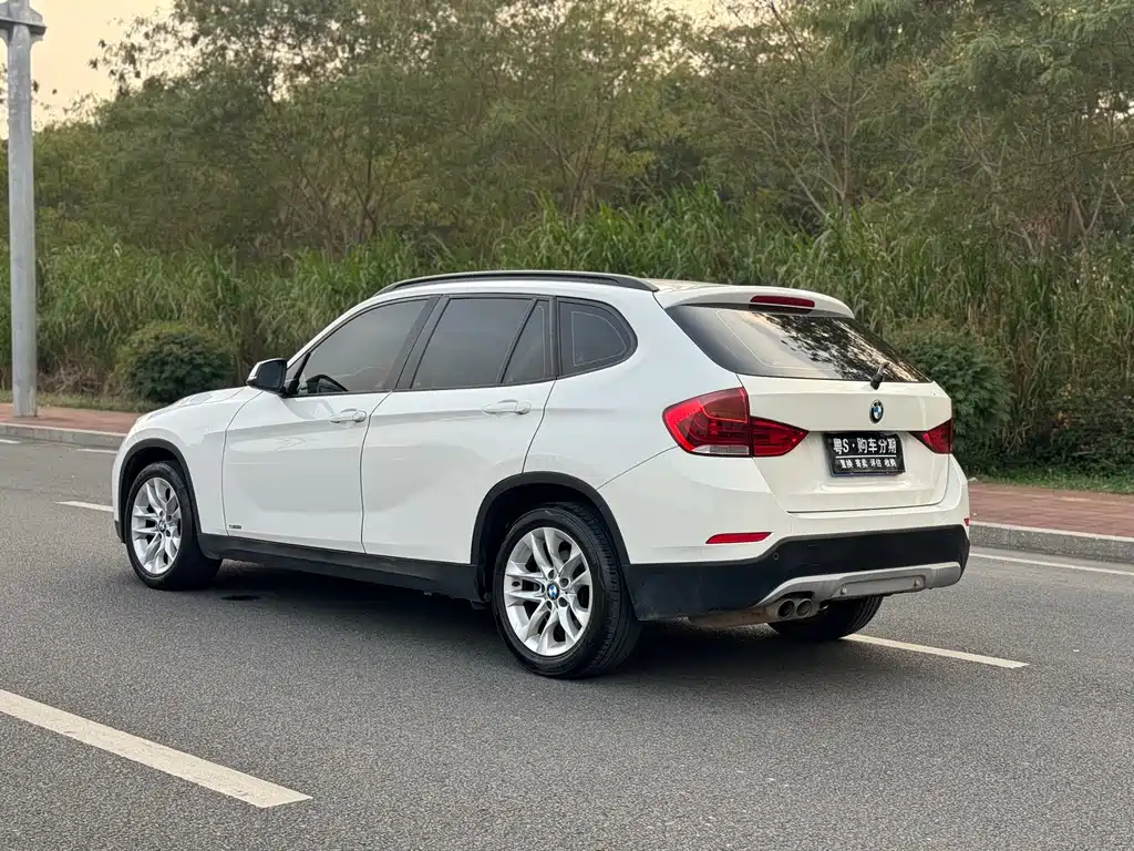 BMW X1 2016 — фото 21