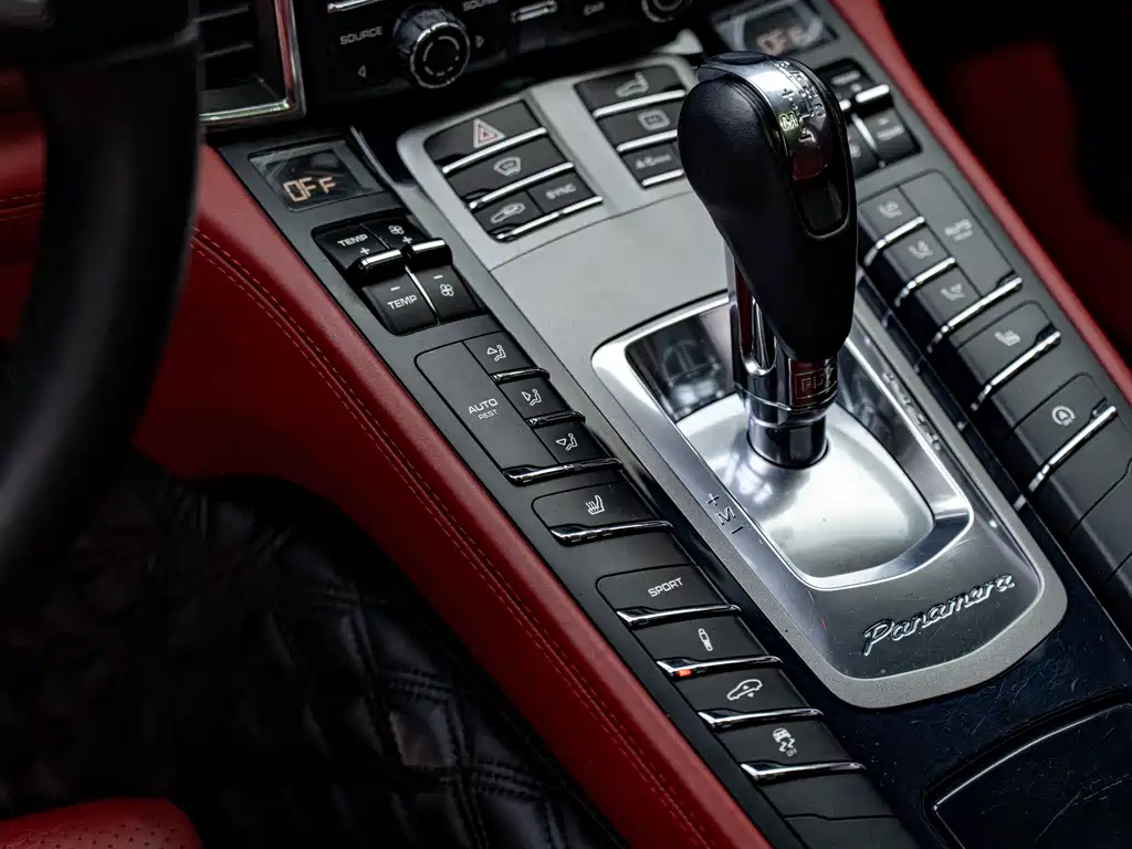 Porsche Panamera 2014 — фото 10