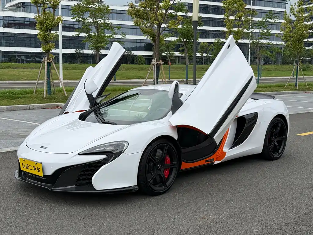 McLaren 650S 2016 — фото 11
