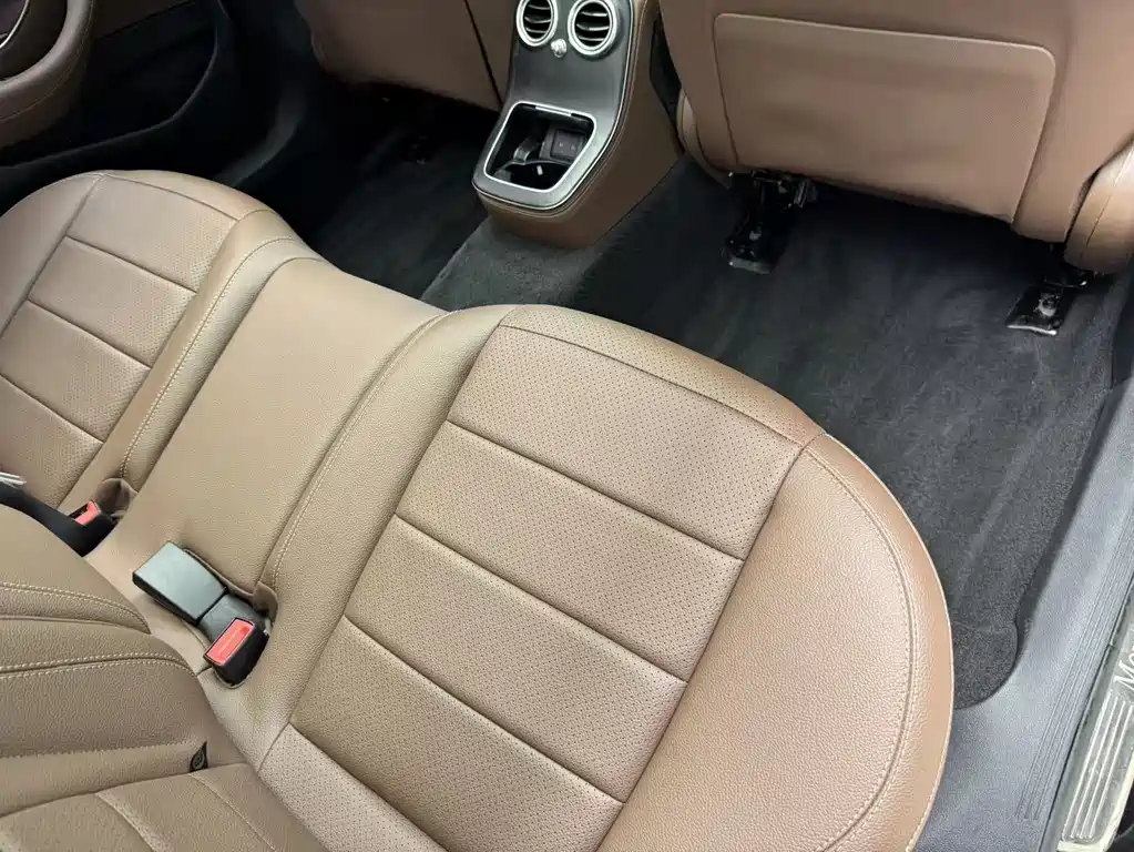 Mercedes-Benz E-Class 2023 — фото 28