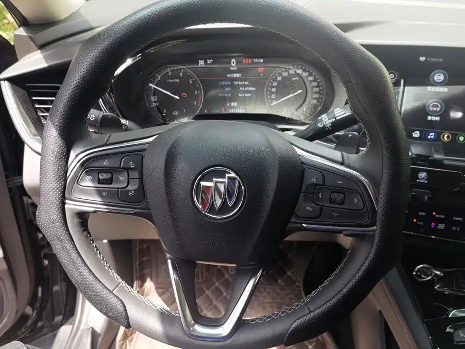 Buick Envision Plus 2023 — фото 15