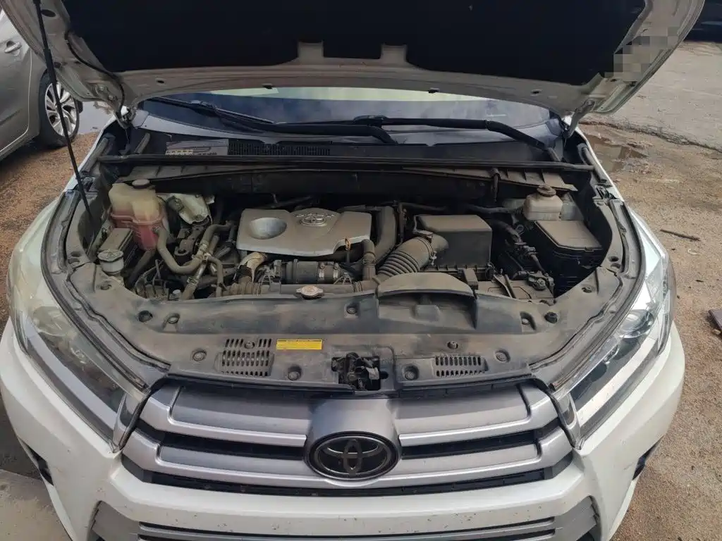 Toyota Highlander 2018 — фото 21