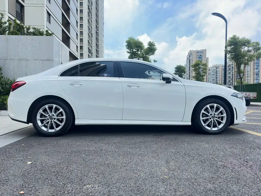 Mercedes-Benz A-Class 2021