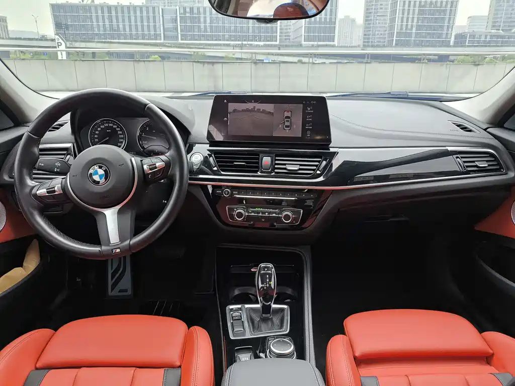 BMW 1 Series 2022 — фото 15