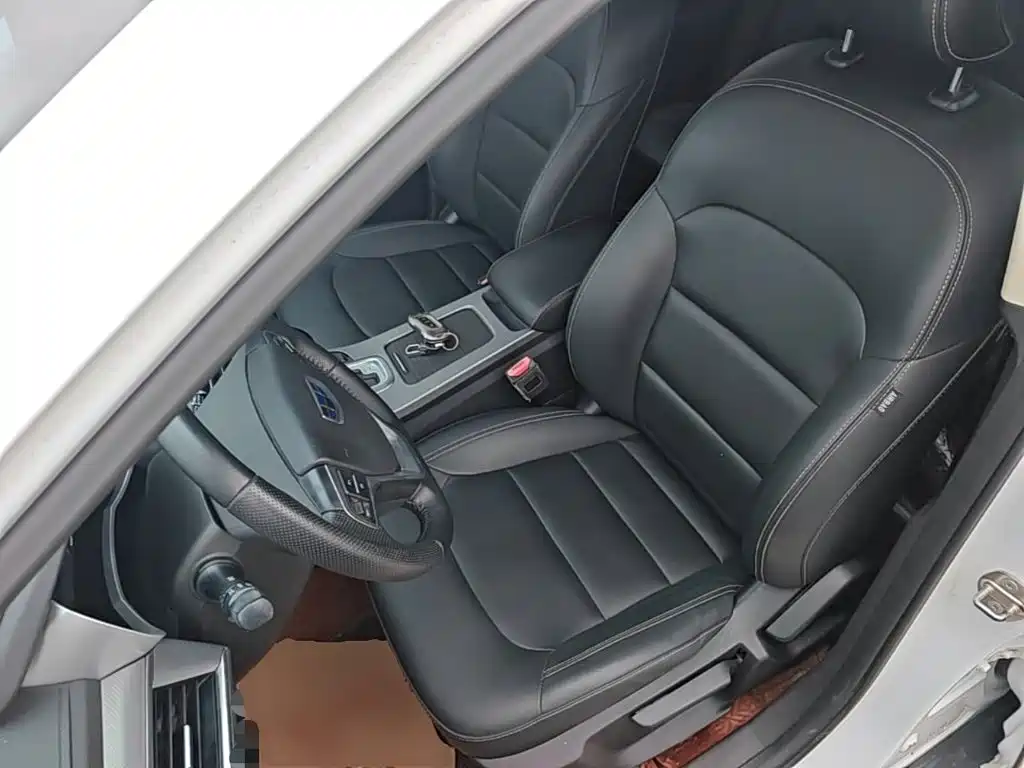 Geely Emgrand GS 2019 — фото 15