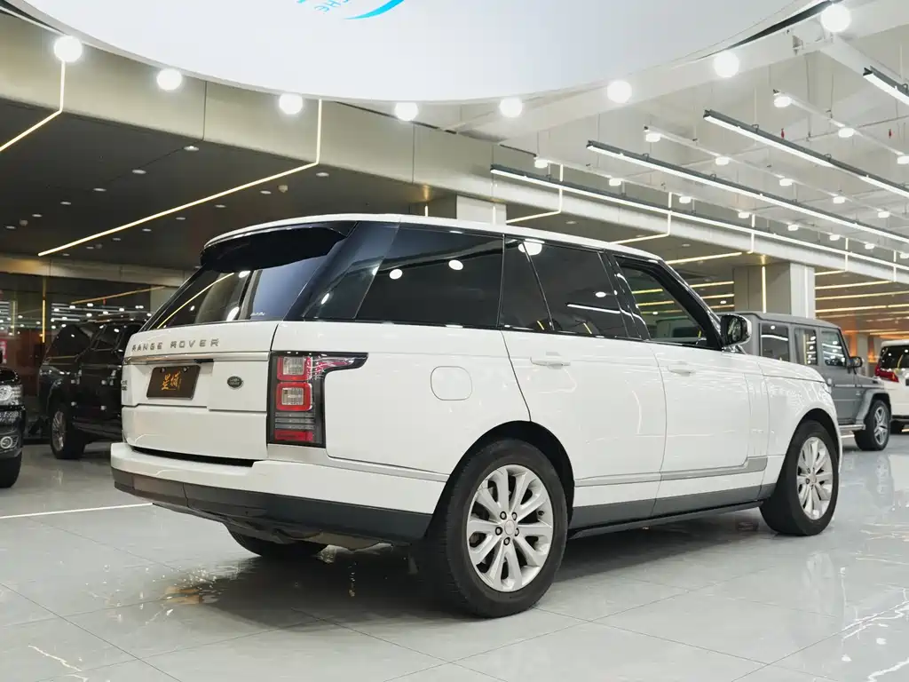 Land Rover Range Rover 2015 — фото 7
