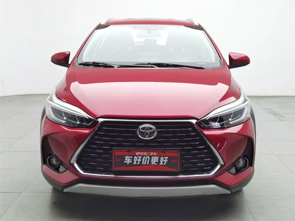 Toyota Yaris L 2022