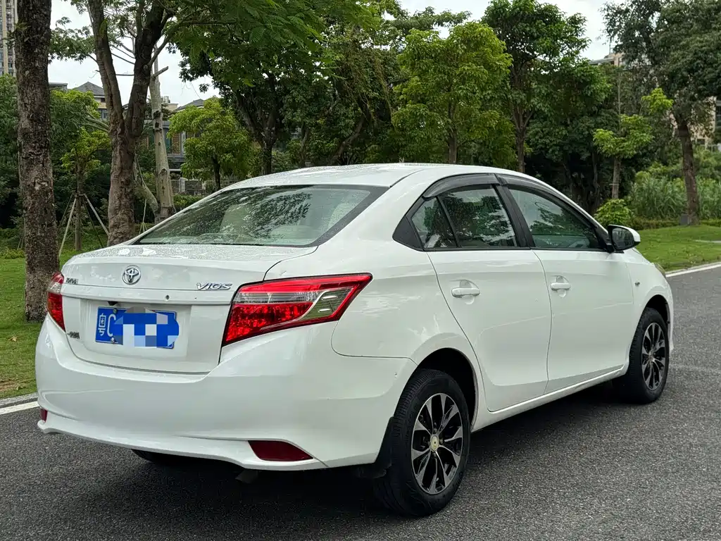 Toyota Vios 2014 — фото 9