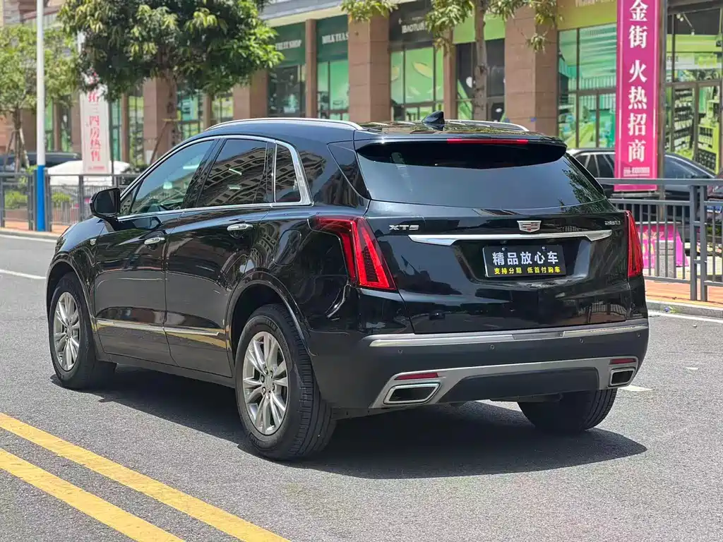 Cadillac XT5 2021 — фото 4