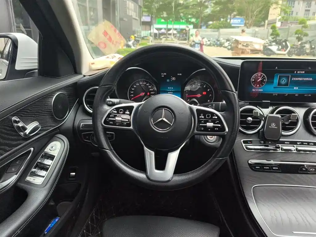 Mercedes-Benz C-Class 2019 — фото 11