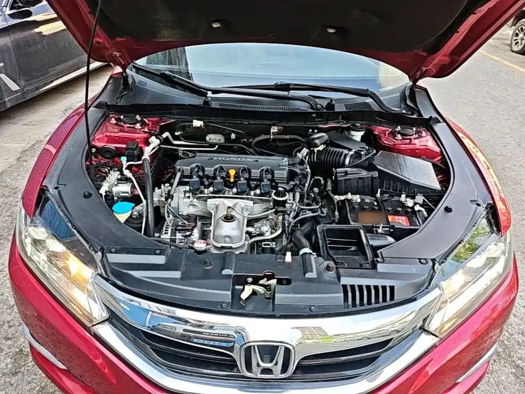 Honda Spirior 2015 — фото 20