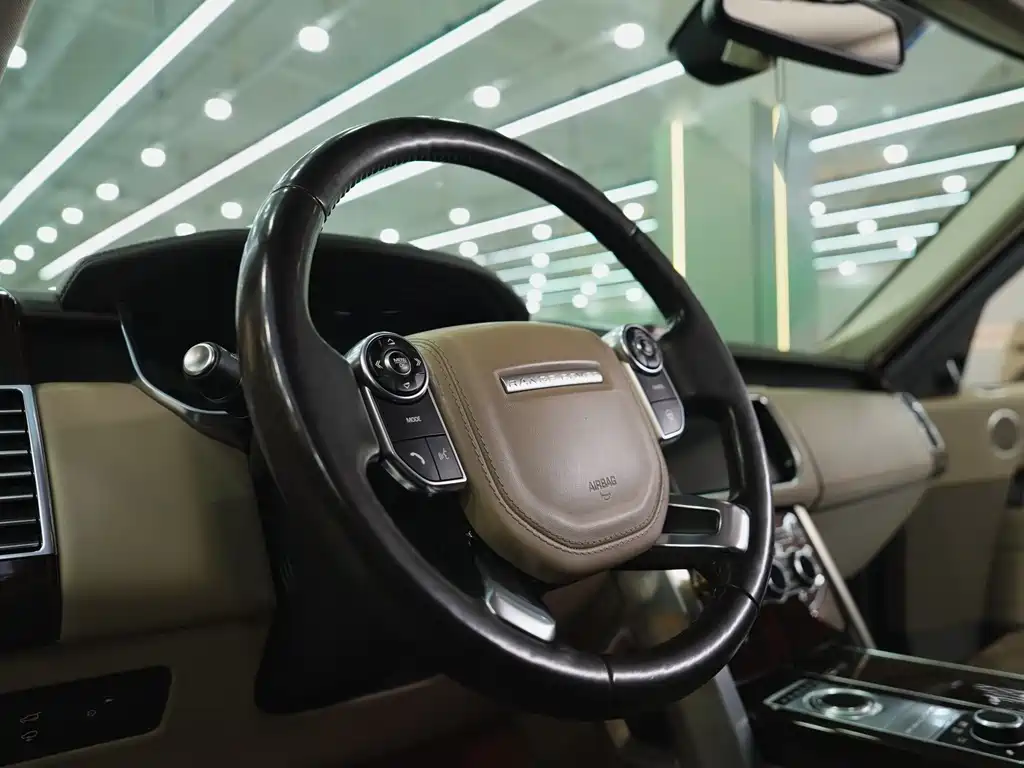 Land Rover Range Rover 2015 — фото 12