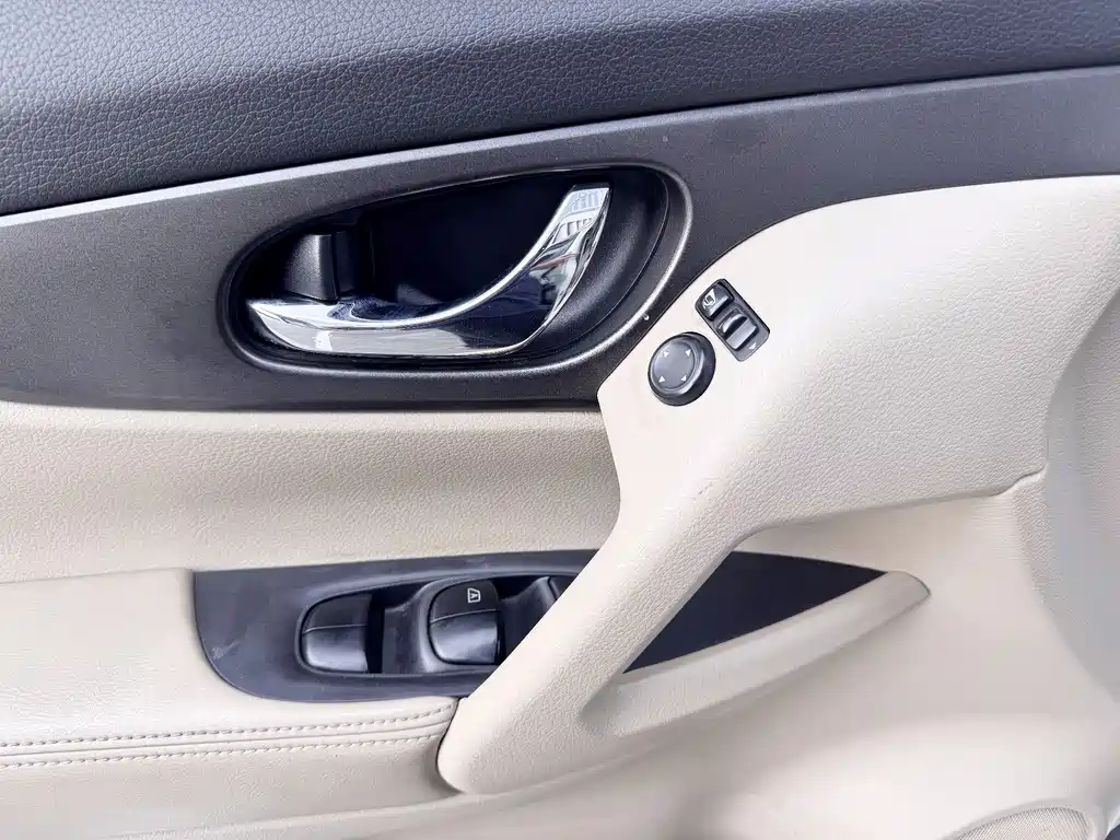 Nissan X-Trail 2014 — фото 18