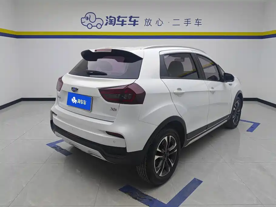 Geely Vision X3 2019 — фото 3