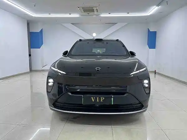 NIO ES8 2023
