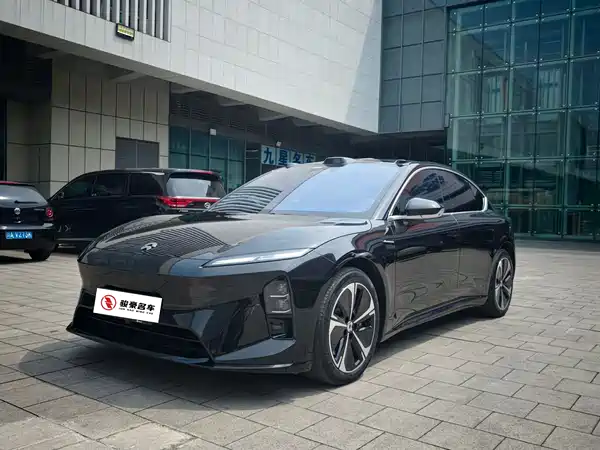 NIO ET5 2025