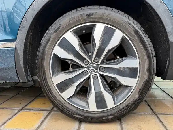 Volkswagen Tiguan L 2022