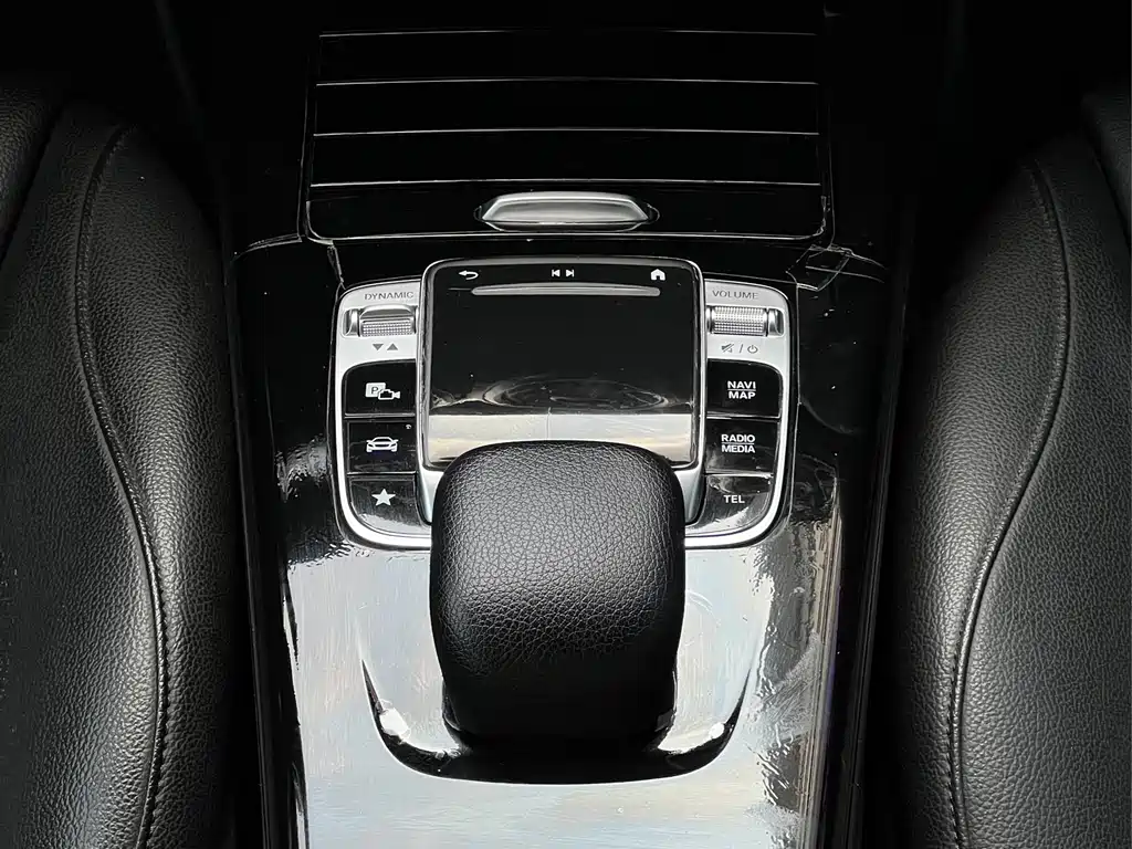 Mercedes-Benz A-Class 2019 — фото 15