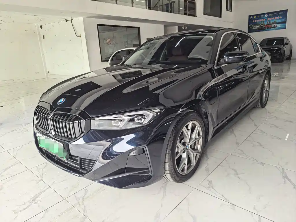 BMW i3 2025