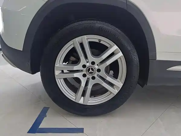 Mercedes-Benz GLA 2020