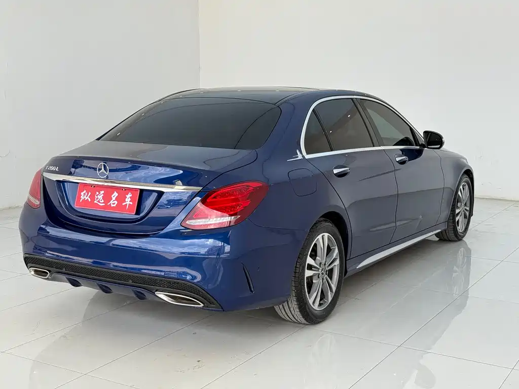 Mercedes-Benz C-Class 2018 — фото 18