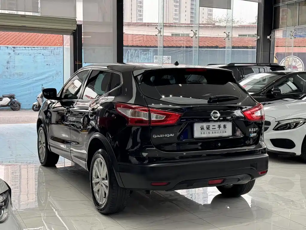 Nissan Qashqai 2018 — фото 3