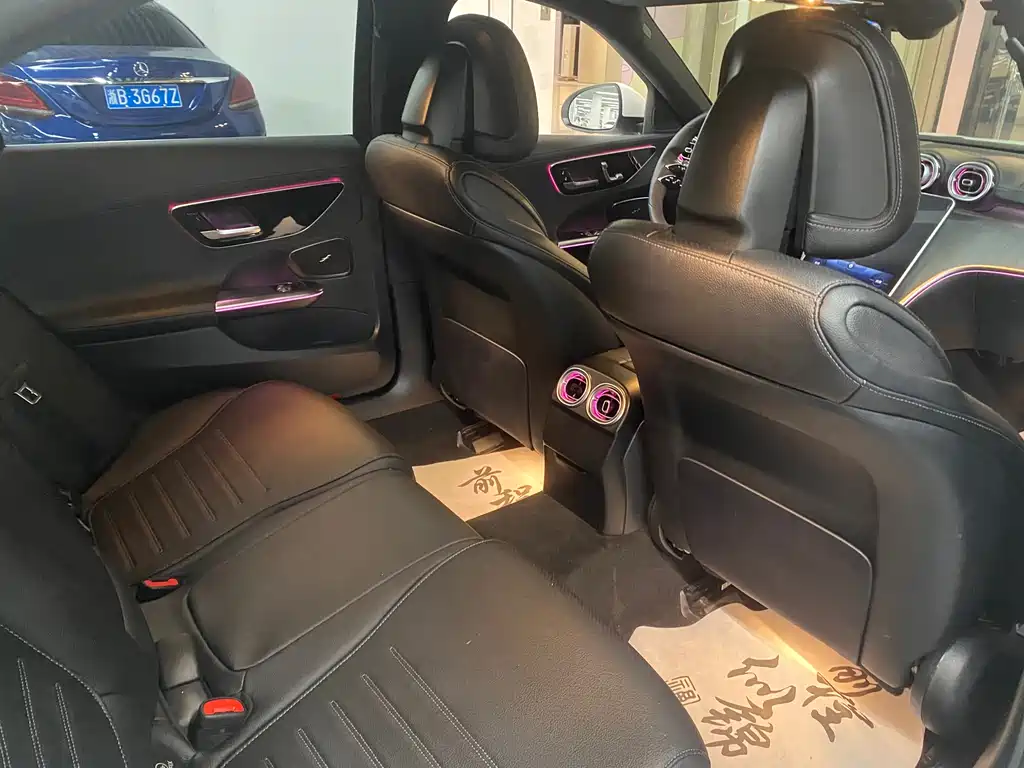 Mercedes-Benz C-Class 2022 — фото 10
