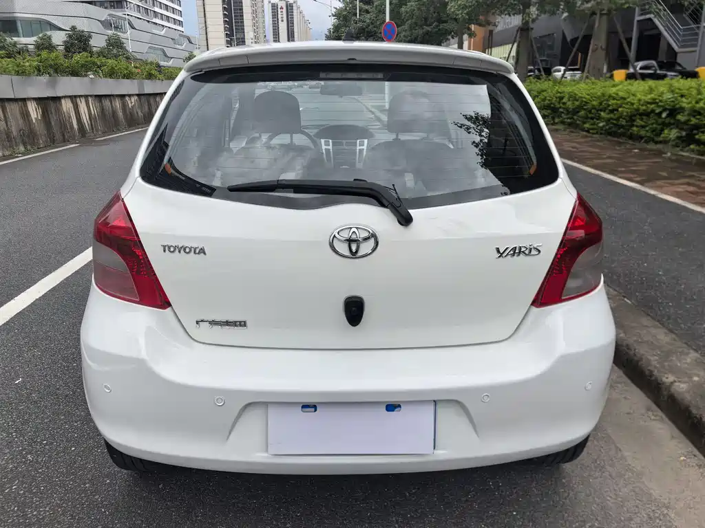 Toyota Yaris 2012