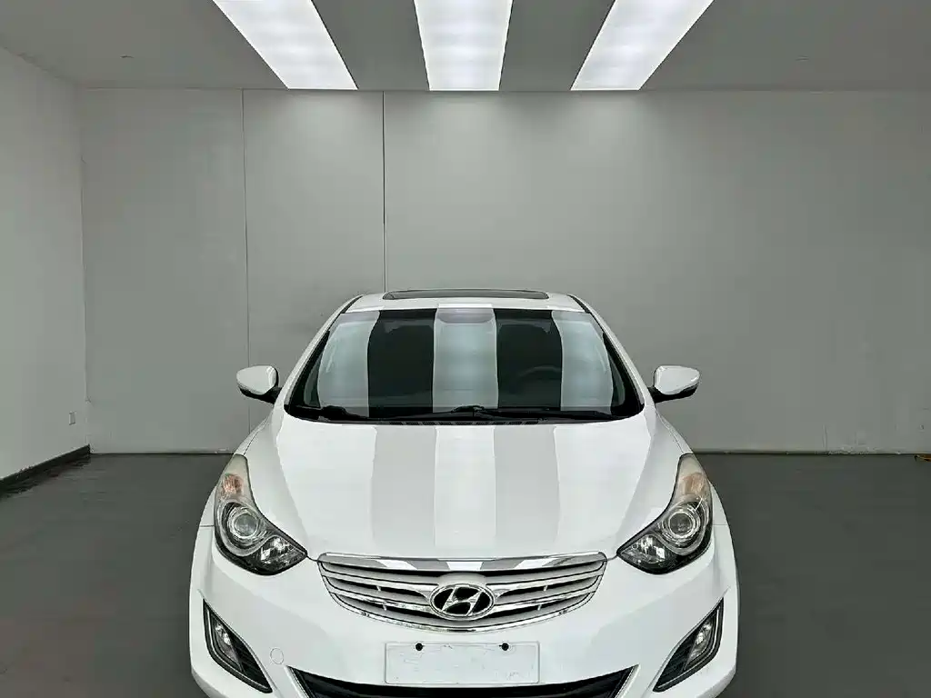 Hyundai Elantra 2013