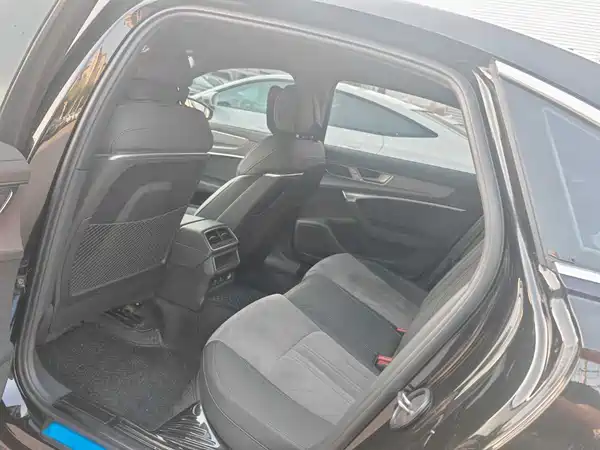 Audi A6L 2024