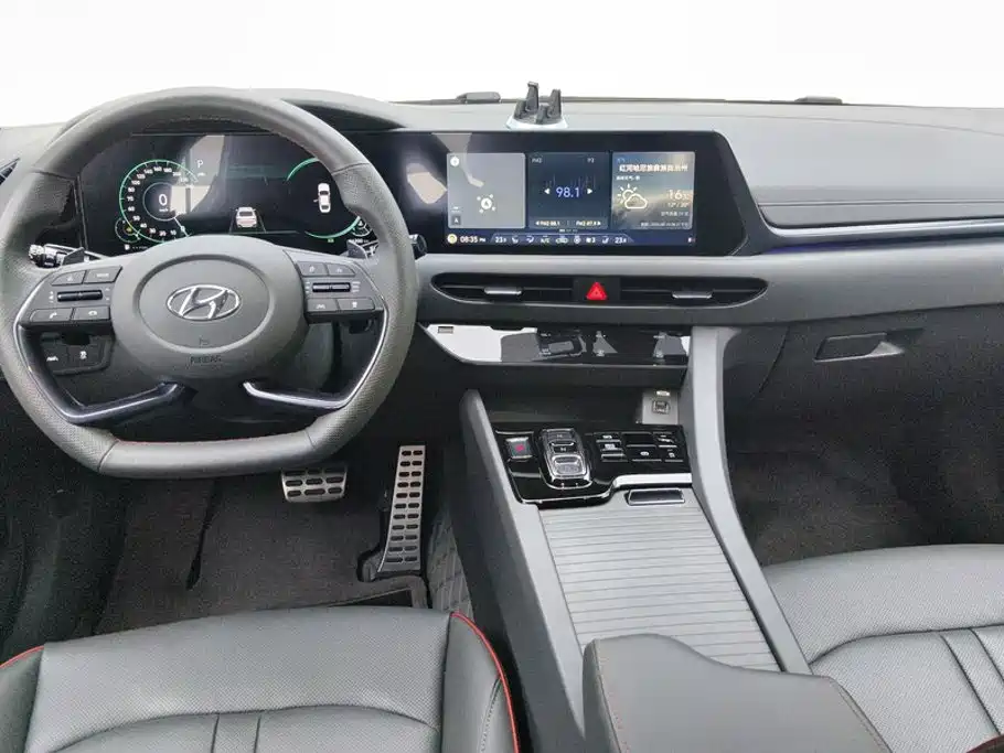 Hyundai Sonata 2022 — фото 12