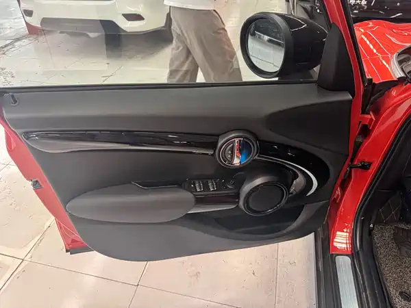MINI 2021
