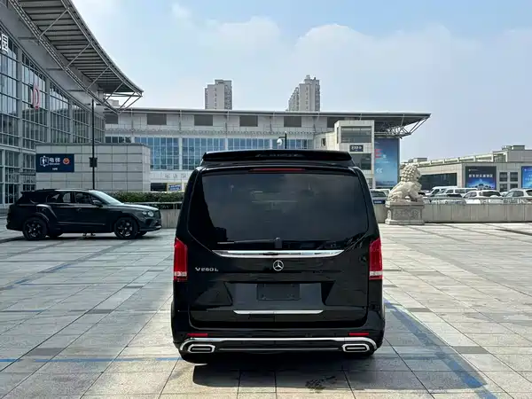 Mercedes-Benz V-Class 2021