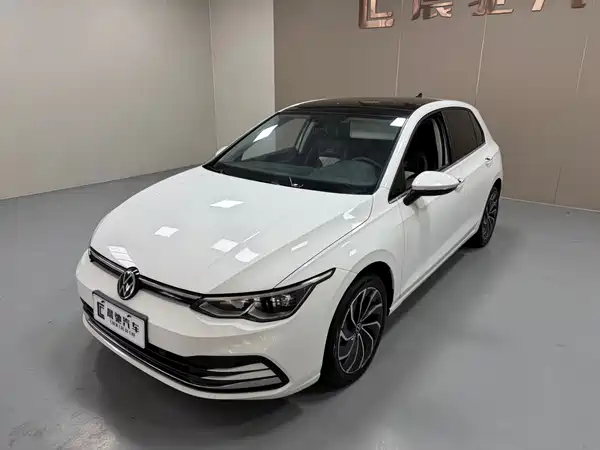 Volkswagen Golf 2021
