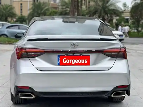 Toyota Avalon 2021