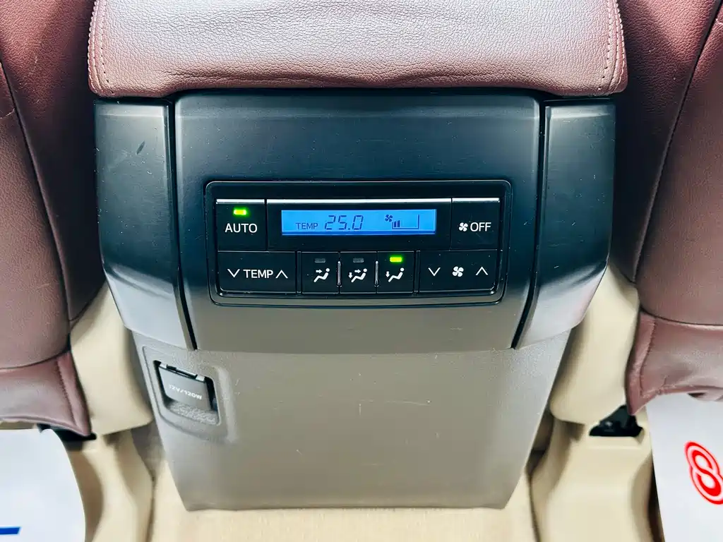 Toyota Prado 2018 — фото 15