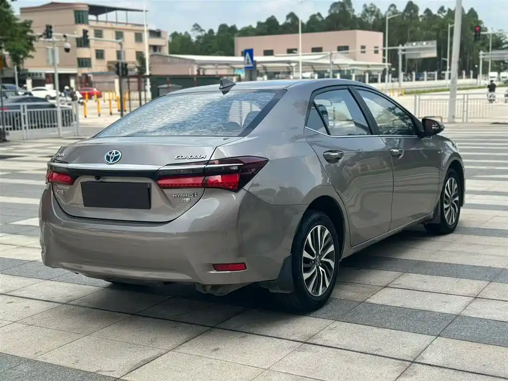 Toyota Corolla 2019 — фото 9