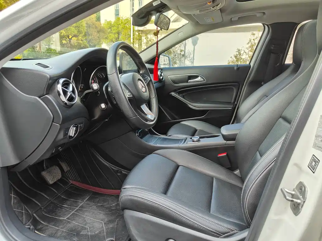 Mercedes-Benz GLA 2018 — фото 5
