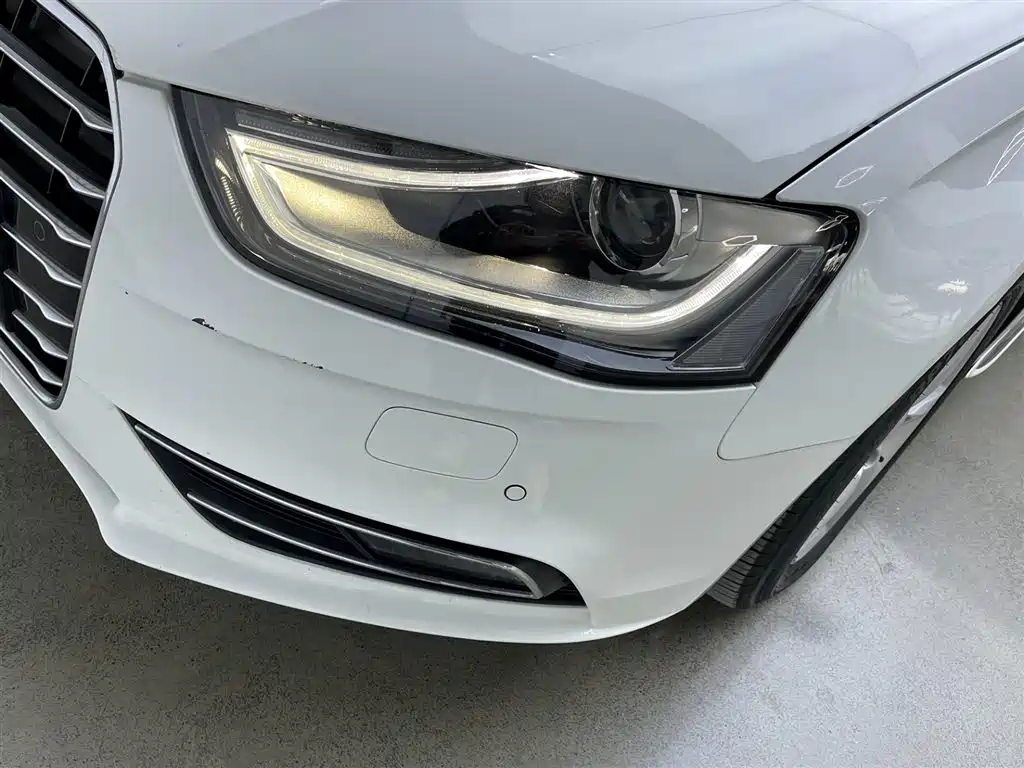 Audi A4L 2015 — фото 32