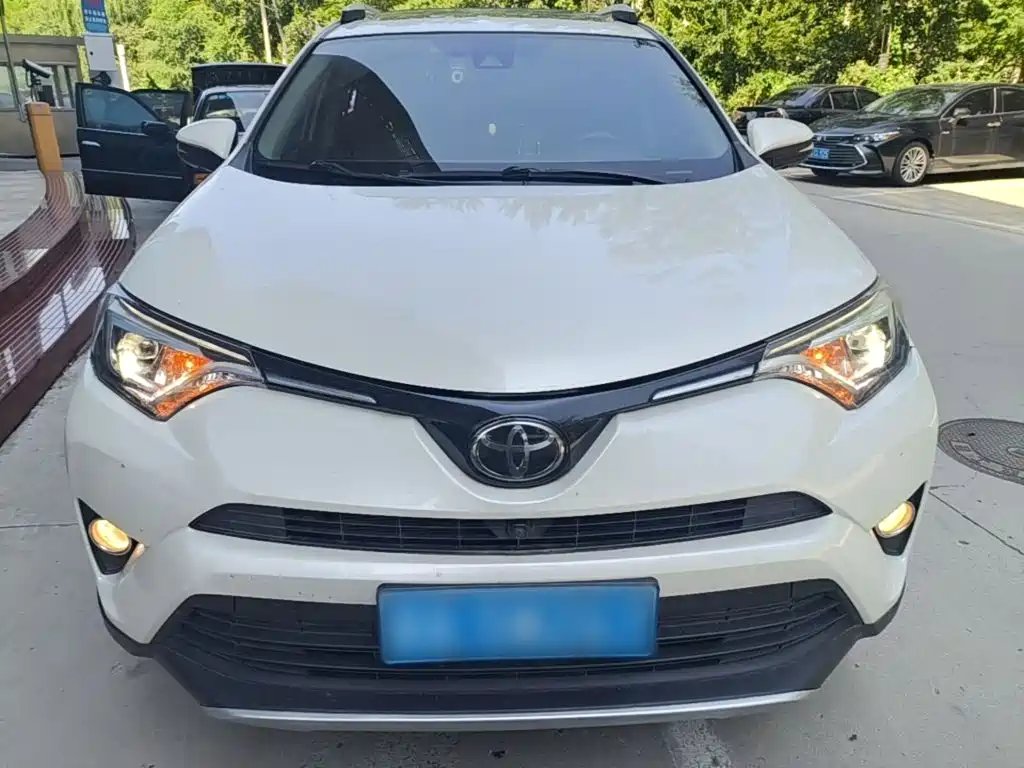 Toyota RAV4 2018