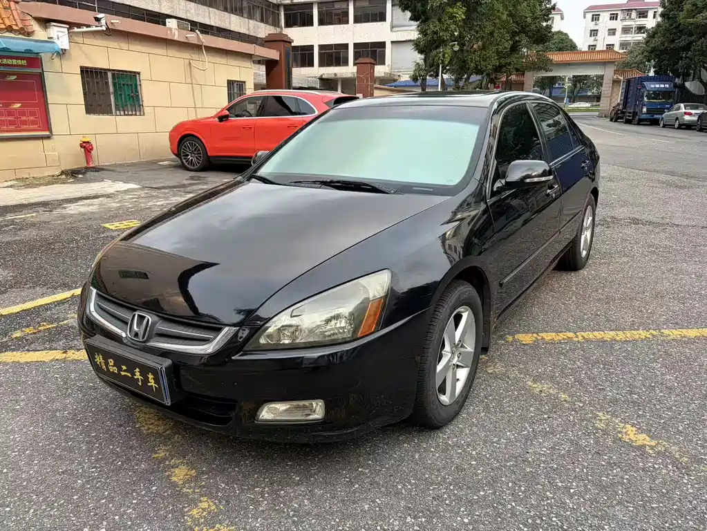 Honda Accord 2003 — фото 1
